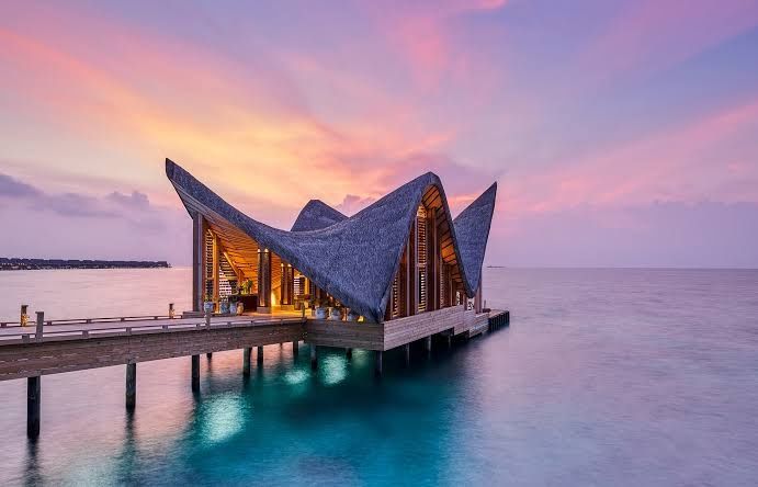 Luxury Hotels Guide to Comfort, Design, and Hospitality Features